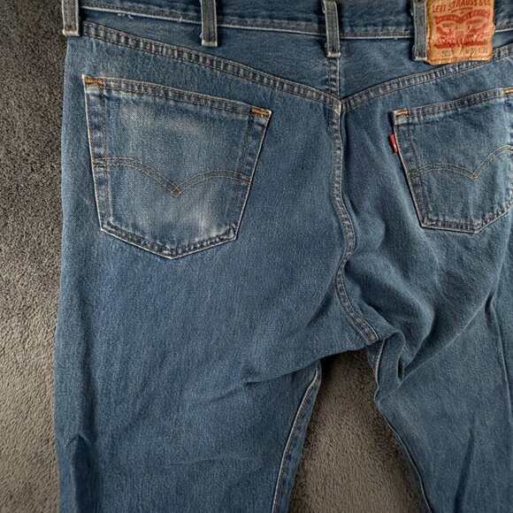Levi’s 501 ACTL 37x29 Blue Denim Jeans Straight Leg Button Fly Classic Outdoor - Picture 16 of 16